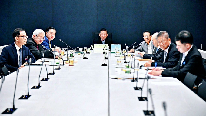 The-Senate-ICT-and-Telecommunications-sub-committee-to-push-for-MVNOs The Senate ICT and Telecommunications sub-committee to push for MVNOs in Thailand